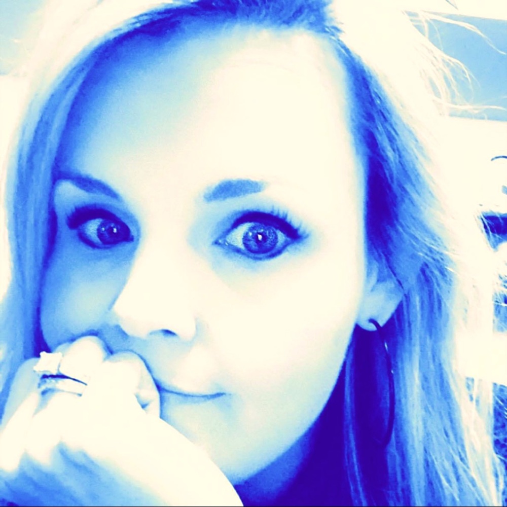 Meet your Posher, Stephanie